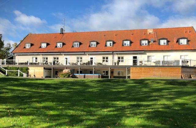 Отель Storgarden I Rimforsa Экстерьер фото